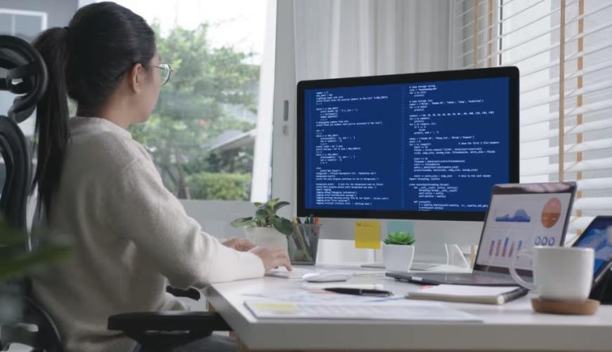 杭州企业数字化解决方案：机器学习赋能商业模式升级的核心路径